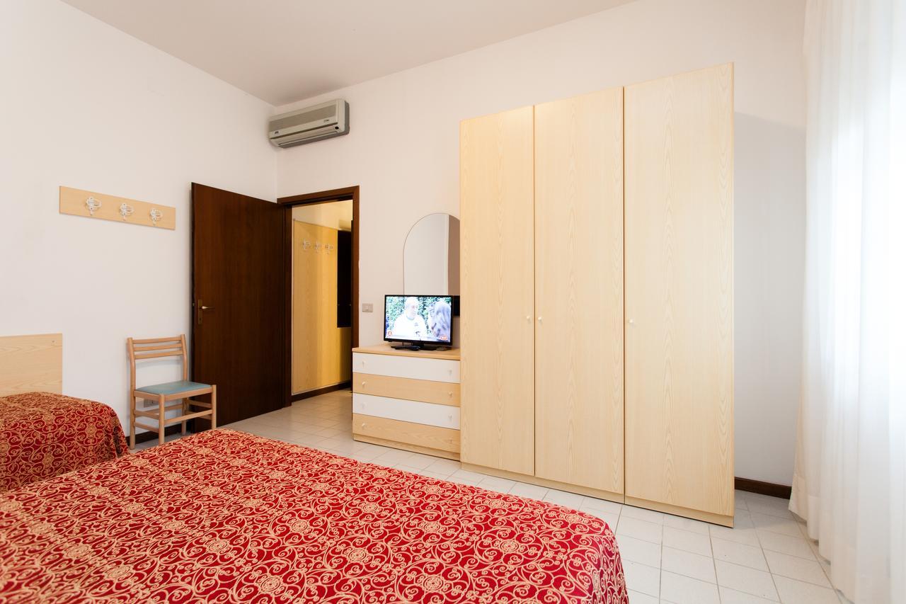 Residence Marina Lido di Jesolo Exterior foto